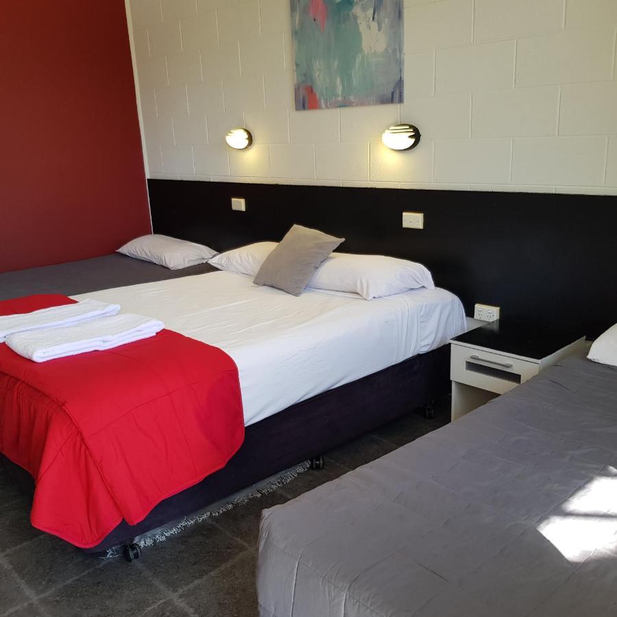 Motel Lodge Rockhampton Εξωτερικό φωτογραφία